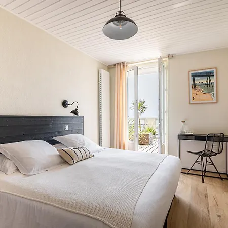 Hotel De Charme & Le Grand Large 3*