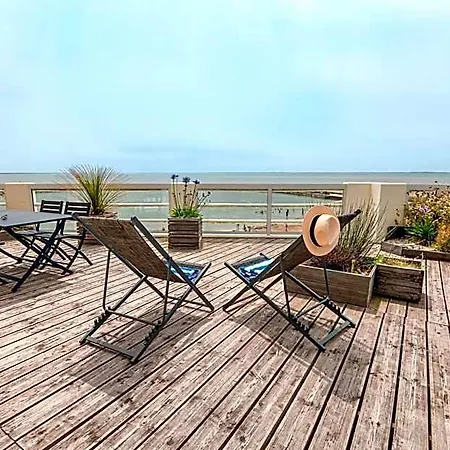 De Charme & Cosare Sur La Promenade Bord De 20m De La Hotell 3*