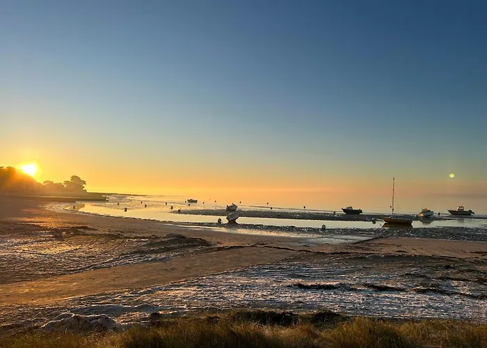 Hotel De Charme & Le Grand Large 3*