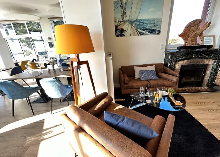 Hotel De Charme & Le Grand Large 3*