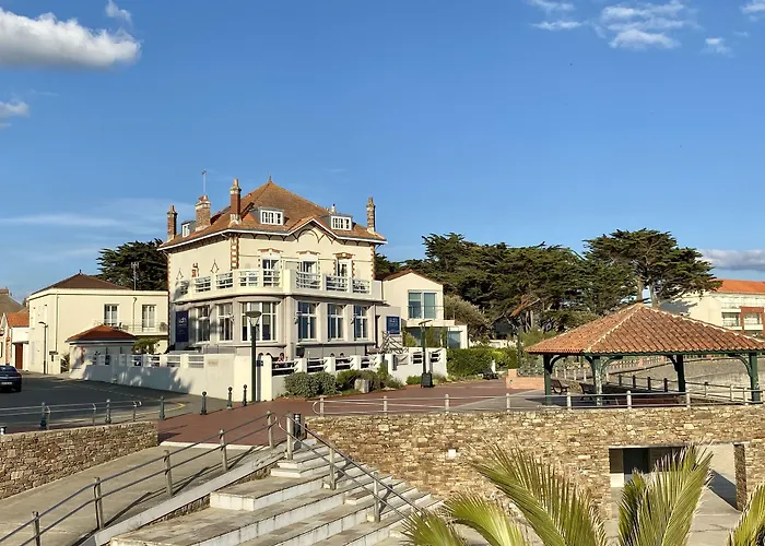 Hotel De Charme & Le Grand Large